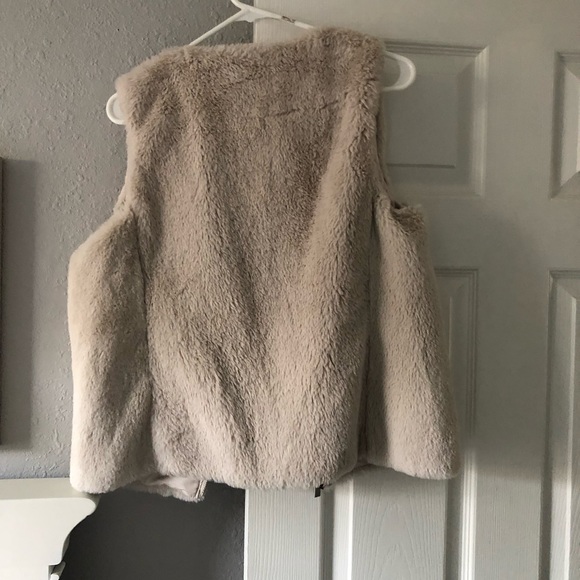 Old Navy Vest - Picture 2 of 3